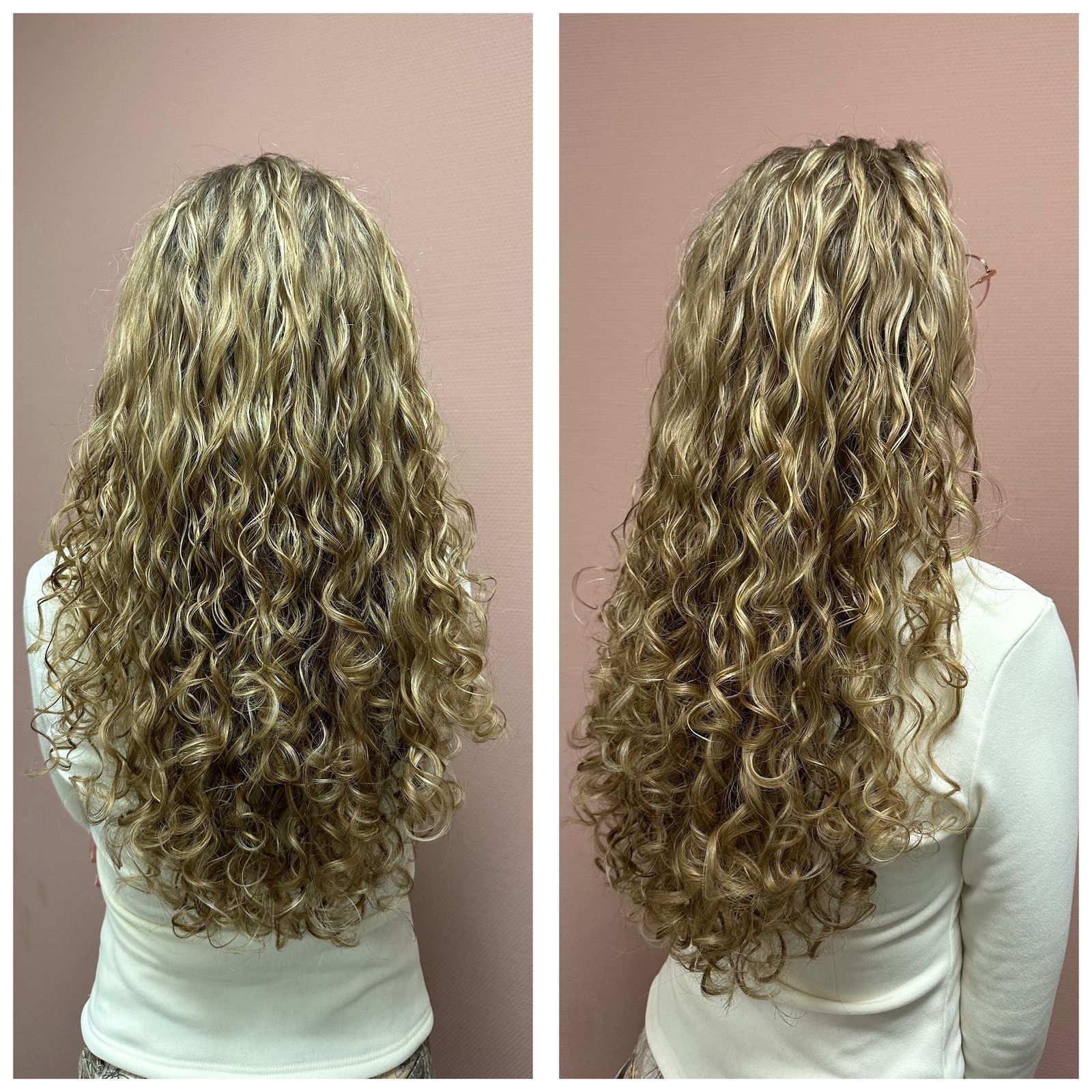 Lange blonde krullen van achteren, twee keer gefotografeerd tegen de roze muur van de salon